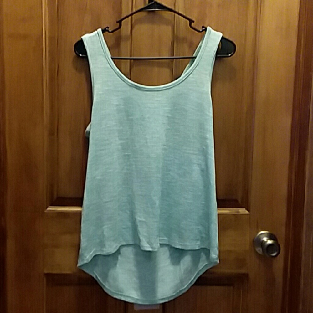 Tank - Picture 2 of 3